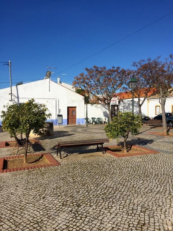 Casa Largo Do Poco Guesthouse アルヴォル エクステリア 写真